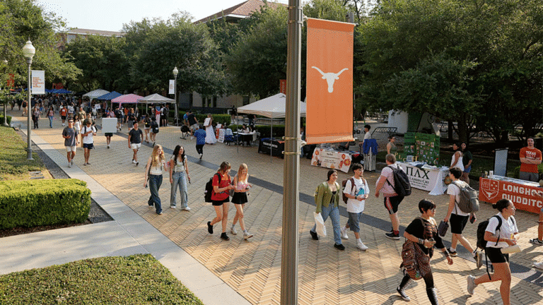 texas-regents-rule-controversial-teachings-campus-students.png