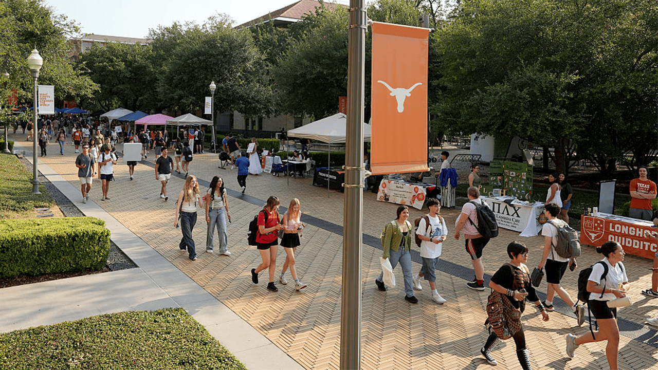 texas-regents-rule-controversial-teachings-campus-students.png