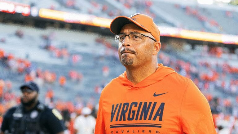 tony-elliott-virginia-cavaliers-scott-stadium.jpg