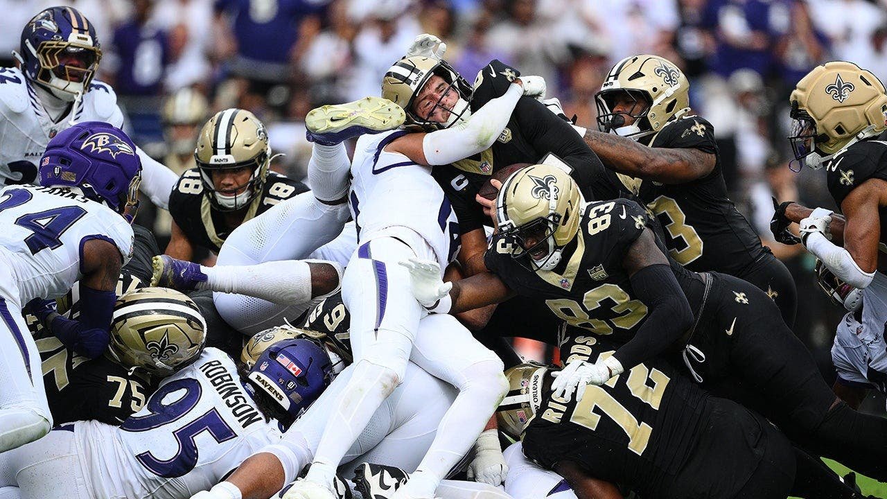 tyler-shough-saints-fourth-down-baltimore.jpg