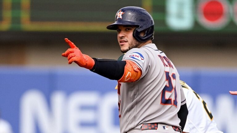 yainer-diaz-double-astros-athletics-fox-news_.jpg