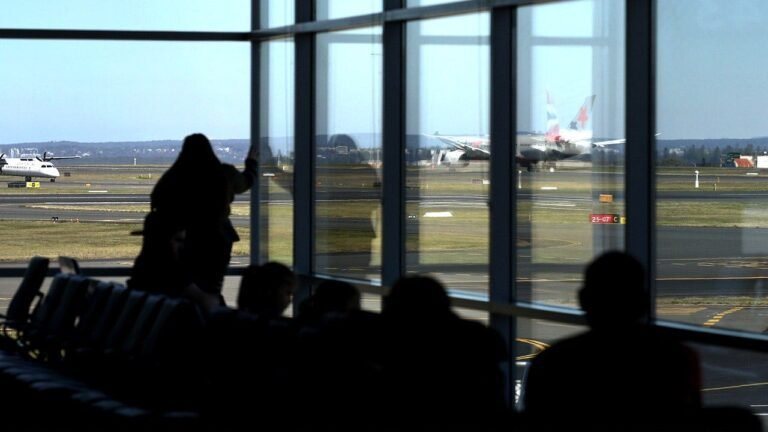 AUSTRALIA-SYDNEY-AIRPORT-INVESTIGATION-TRAVEL-4.jpg