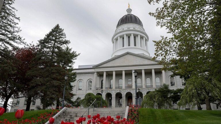 Maine-state-capitol.jpeg