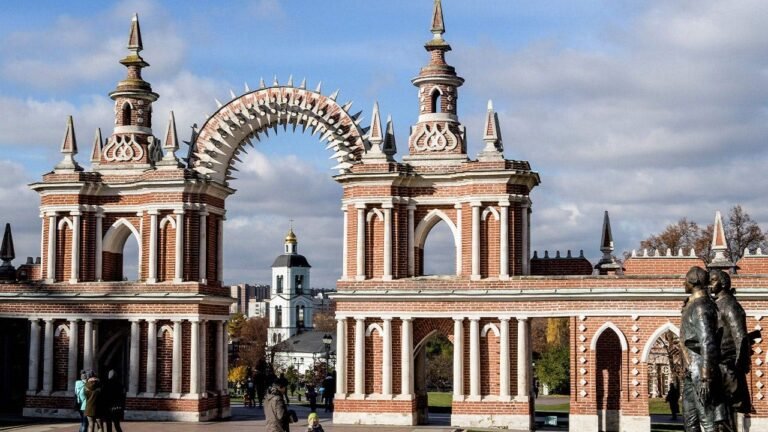 Tsaritsyno_Museum_Reserve.jpg