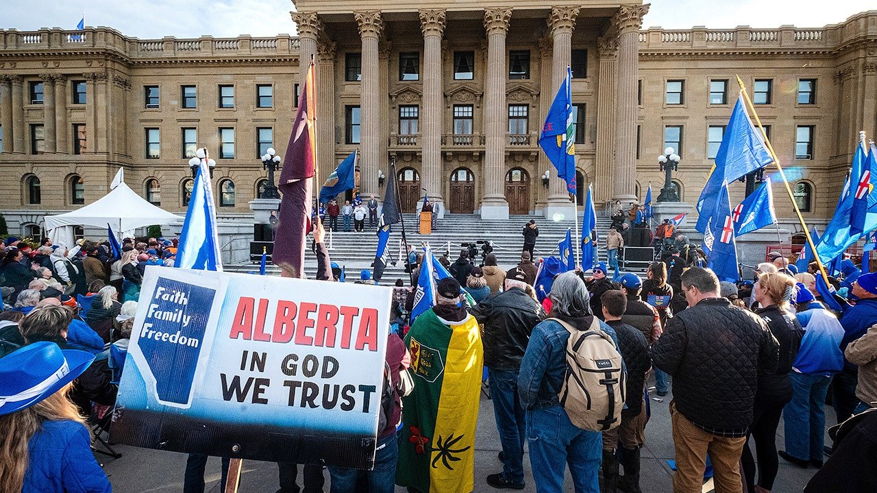 alberta-independence-rally.jpg