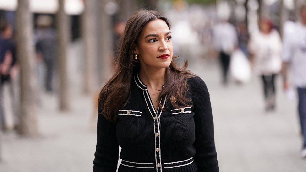 alexandria-ocasio-cortez-9-11-memorial.jpg