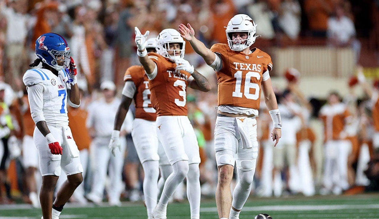 arch-manning-texas-longhorns-ole-miss_003.jpg