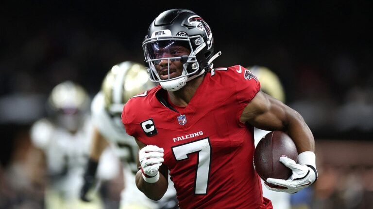 bijan-robinson-falcons-touchdown.jpg