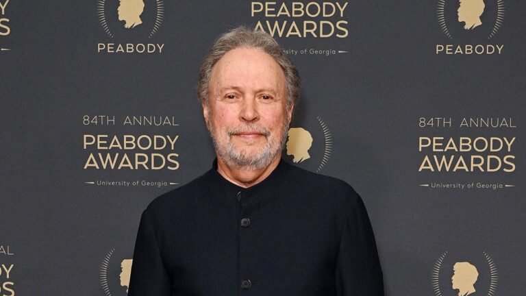billy-crystal-peabody-awards-beverly-hills.jpg
