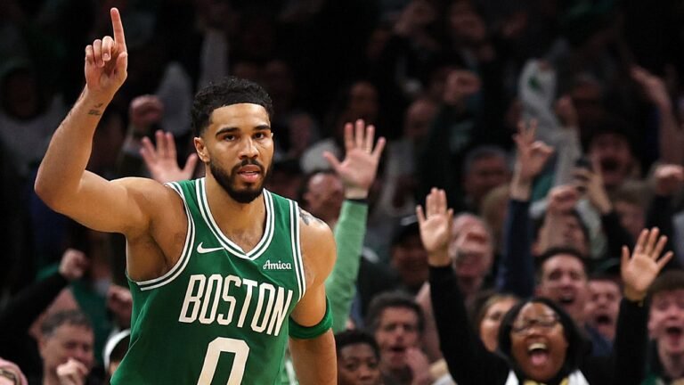 boston-celtics-jayson-tatum-celebrates.jpg