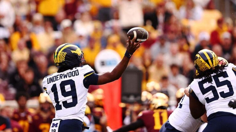 bryce-underwood-michigan-pass-attempt.jpg