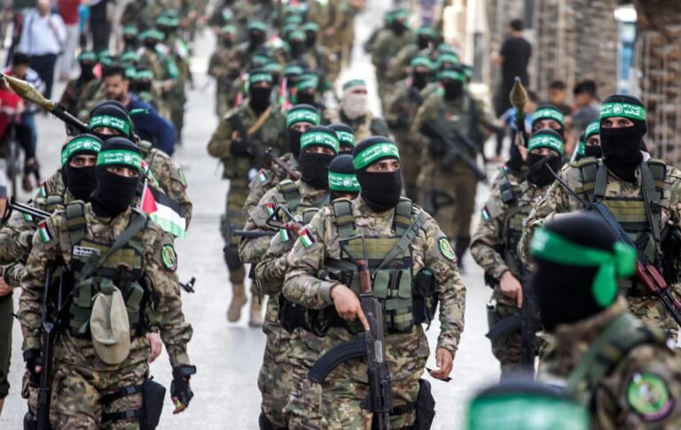 ezz-aldine-al-qassam-brigades-gaza-march-scaled.jpg