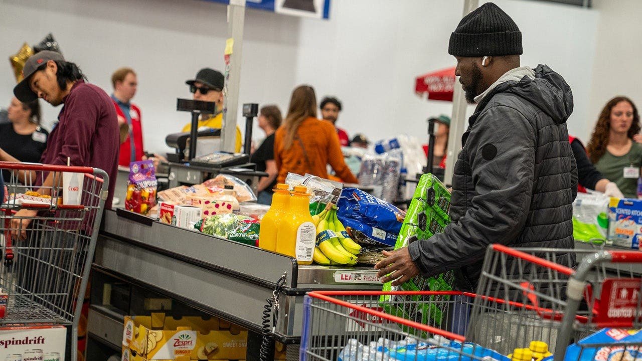 f2f2f6aa-costco-checkout-registers.jpg