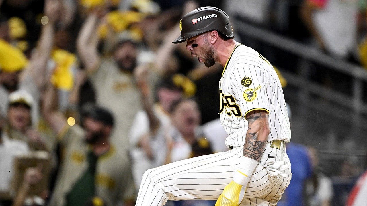 jackson-merrill-celebrates-scoring-padres-nlds.jpg
