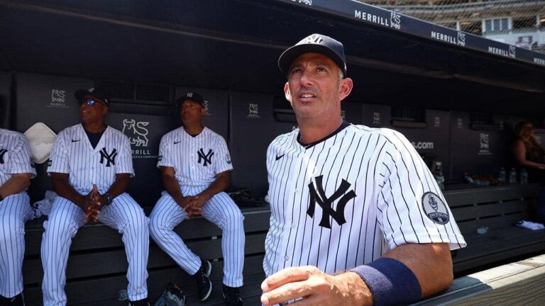 jorge-posada-old-timers-day-yankee-stadium.jpg