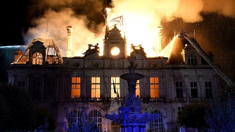 limoges-town-hall-france-fire.jpg