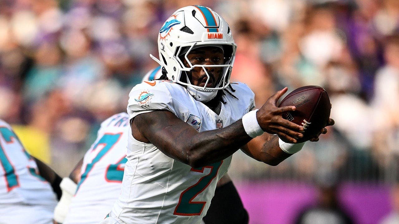 malik-willis-dolphins-vikings-fox-news_.jpg