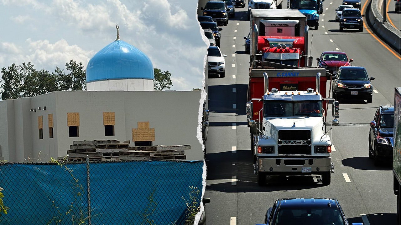 mosque-trucks.jpg