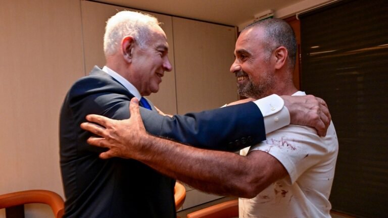 netanyahu-passenger.jpg