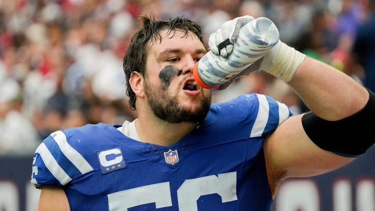 nfl-colts-quenton-nelson-082025-1.jpg