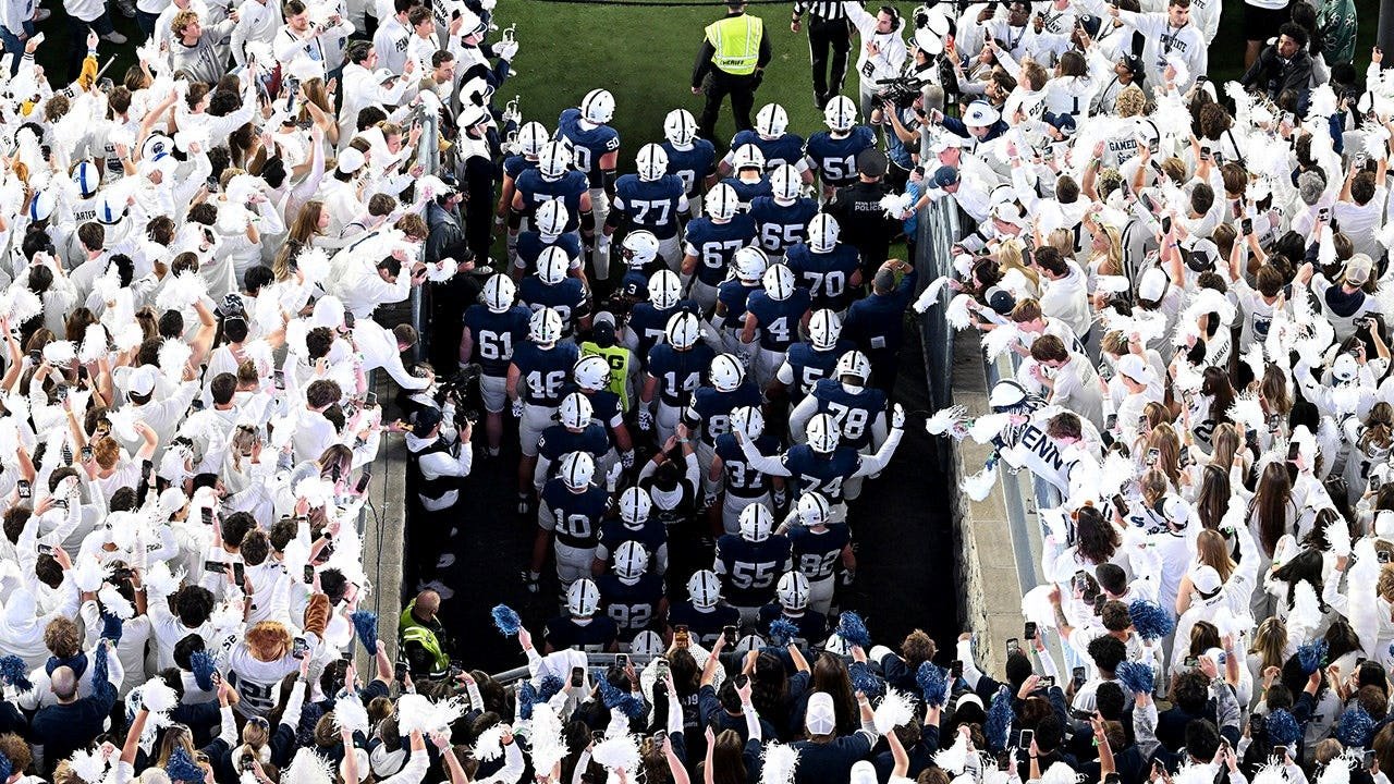 penn-state-players-whiteout-beaver-stadium.jpg