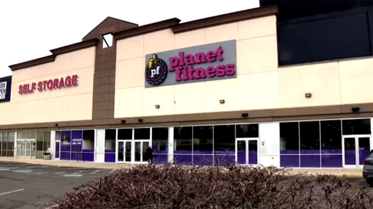 planet-fitness-stabbing-exterior.jpg