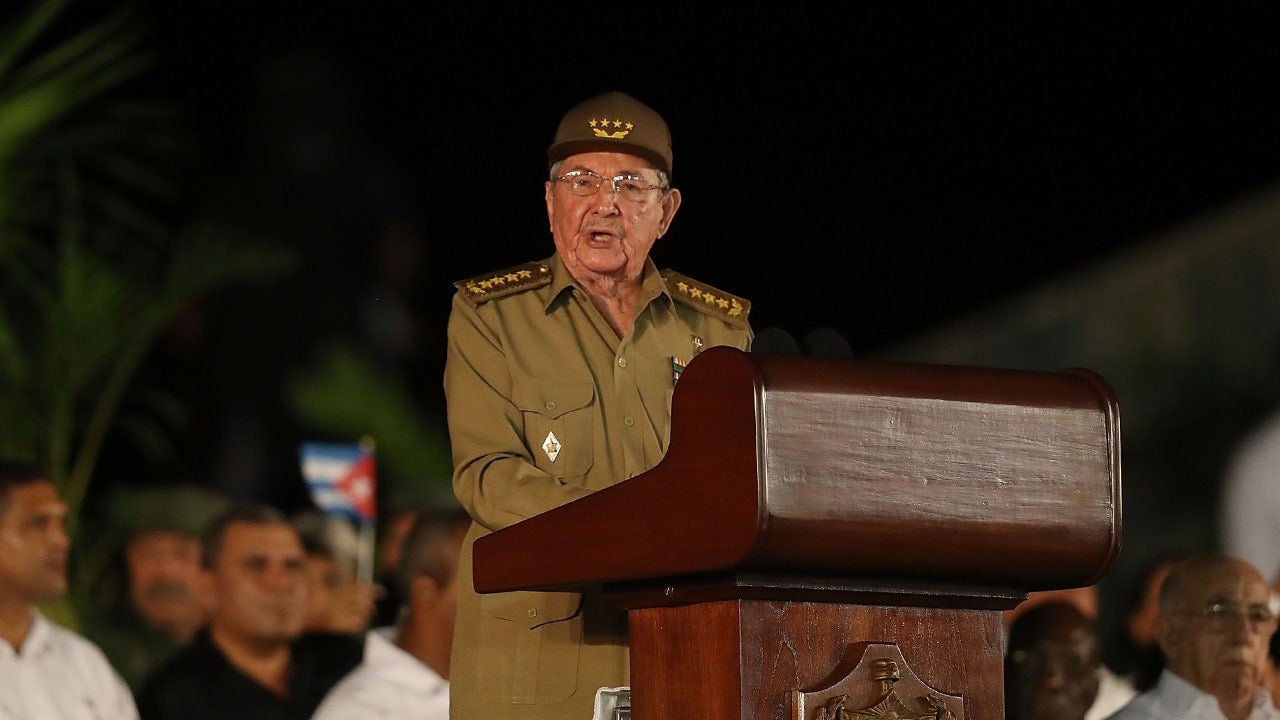 raul-castro-speaks.jpg