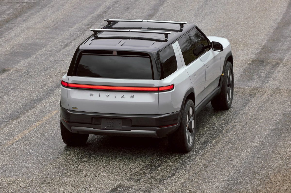 rivian-r2.jpeg
