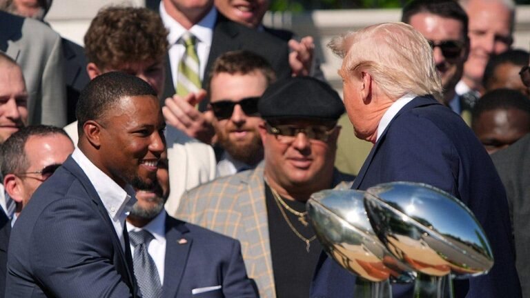 saquon-trump-white-house-72326.jpg