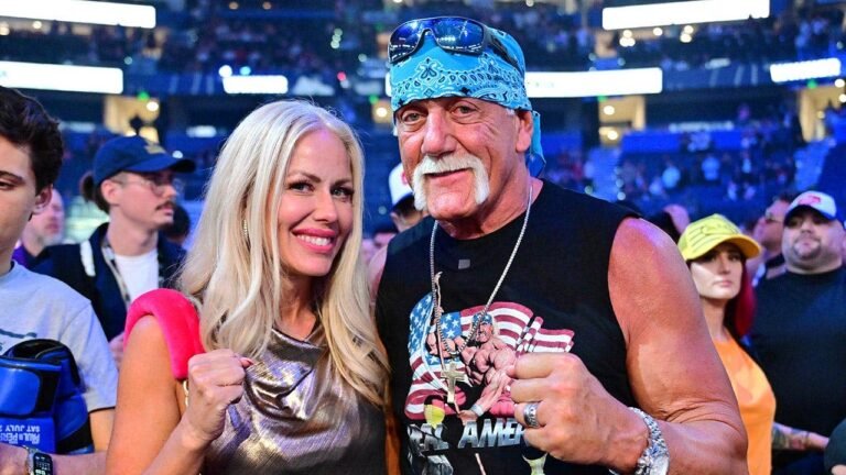 sky-daily-hulk-hogan-103026.jpg