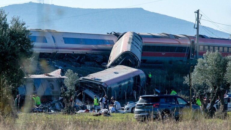 spain-train-collision.jpg
