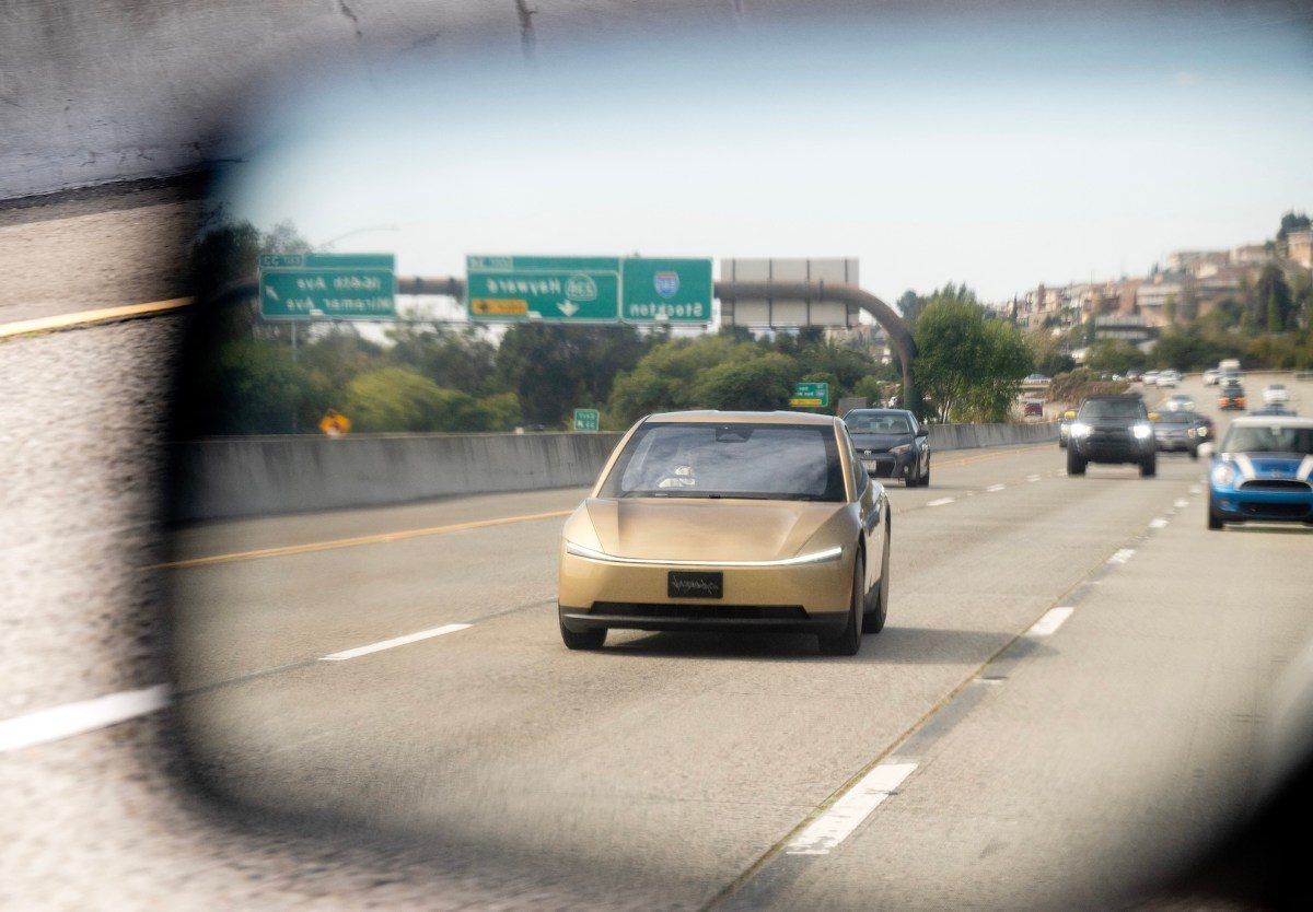 tesla-cybercab-getty.jpg