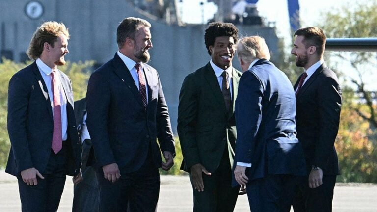 trump-baltimore-ravens-sparrows-point.jpg