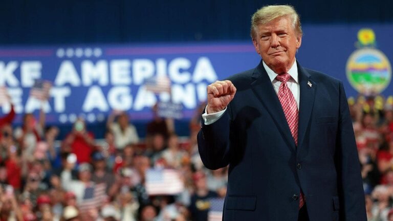 trump-greets-supporters-park-city-kansas.jpg