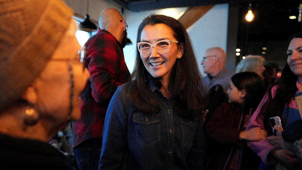mary-peltola-senate-campaign-anchorage.jpg